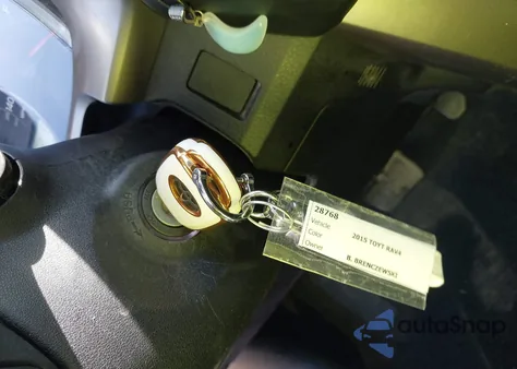 2015 Toyota Rav4 Xle из США, поврежденный, VIN 2T3RFREV2FW280121